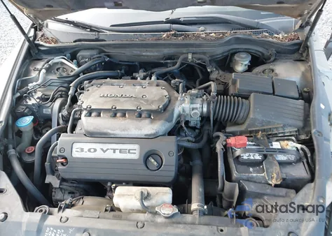 2003 Honda Accord 3.0 Ex z USA, uszkodzony, nr VIN 1HGCM66593A012400